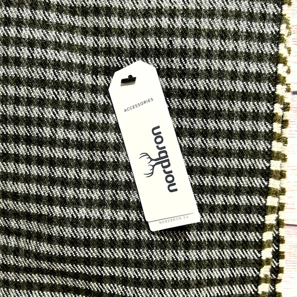 Nordbron, Men’s Scarf - Picture 5 of 6